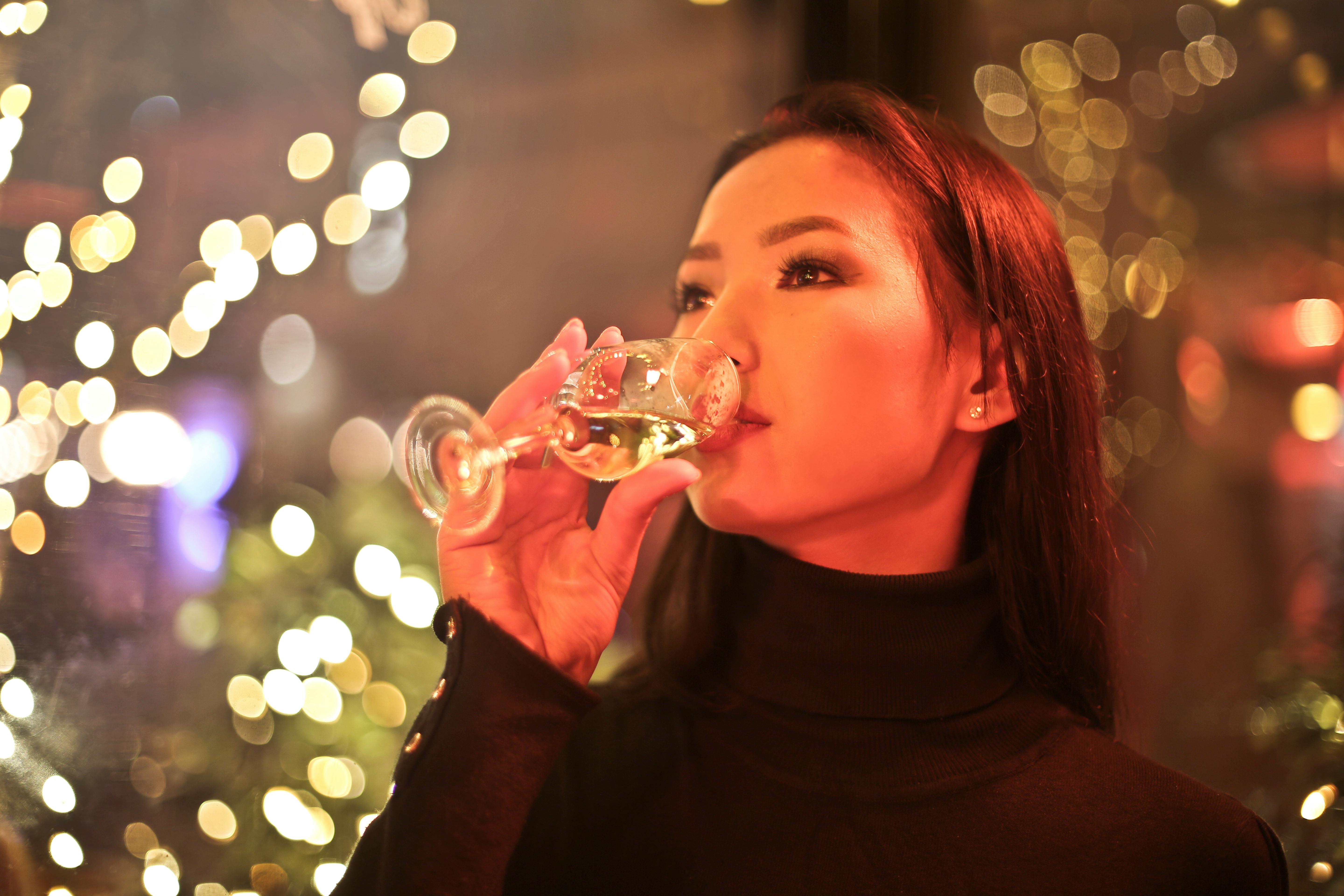 Can You Drink With Nicotine Pouches? Everything You Need to Know